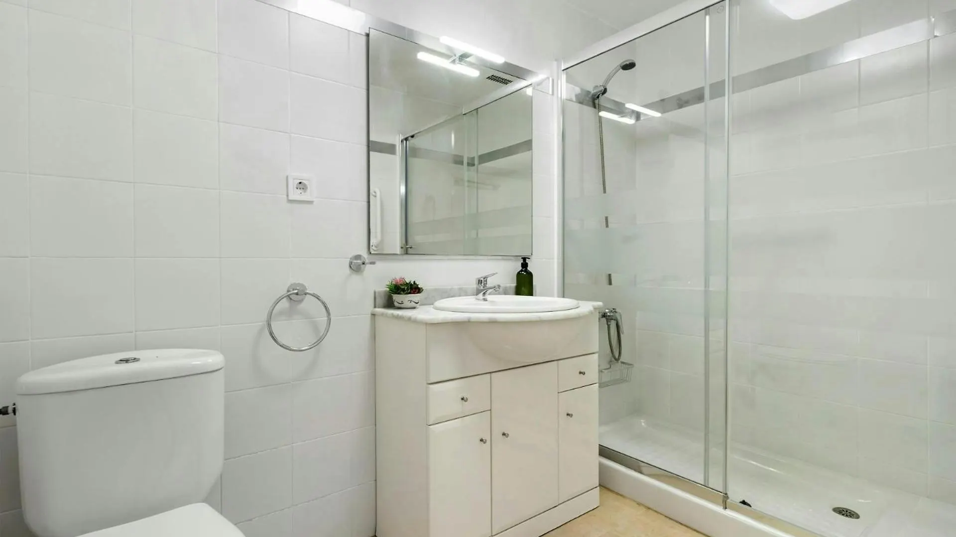 Encantador Piso Andaluz En Benalmádena Apartman