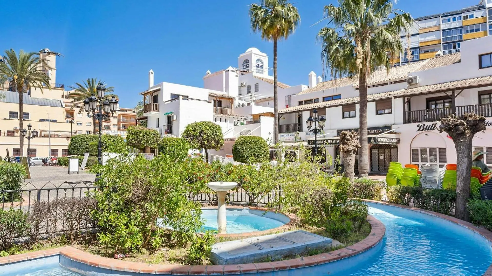 Encantador Piso Andaluz En Benalmádena