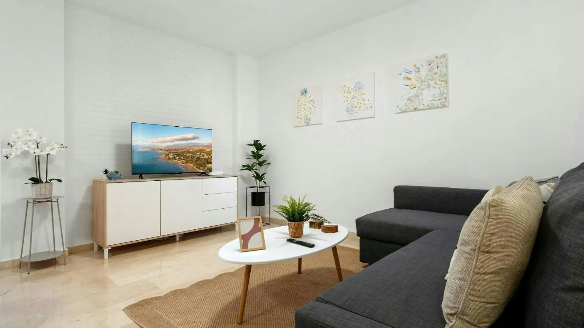 Encantador Piso Andaluz En Benalmádena Hiszpania