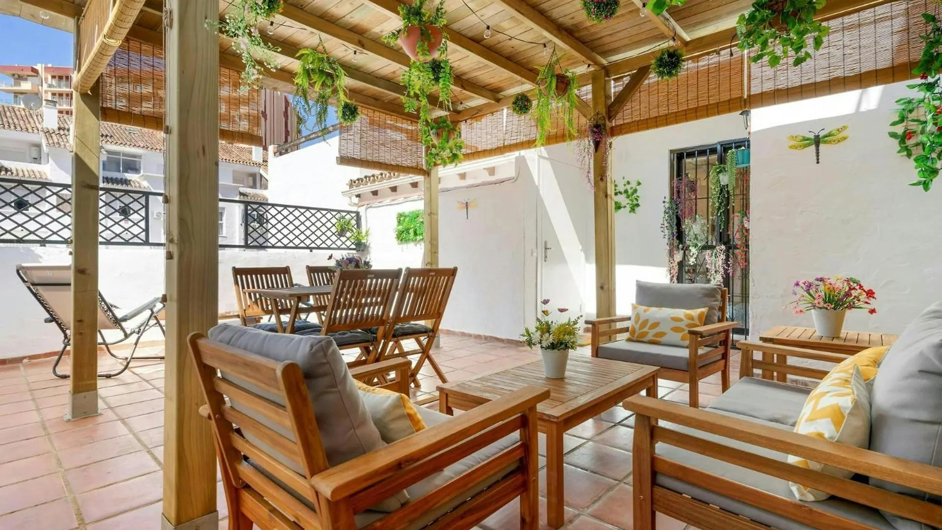 Encantador Piso Andaluz En Benalmádena 0*,